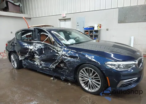 2018 BMW 540I xDrive из США, поврежденный, VIN WBAJE7C50JWD52192